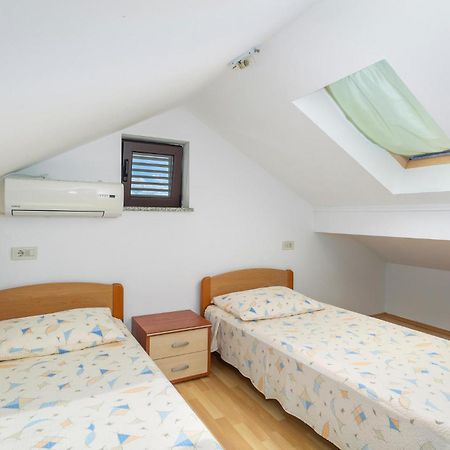 Nice Apartment In Jurandvor With Wifi Exterior foto